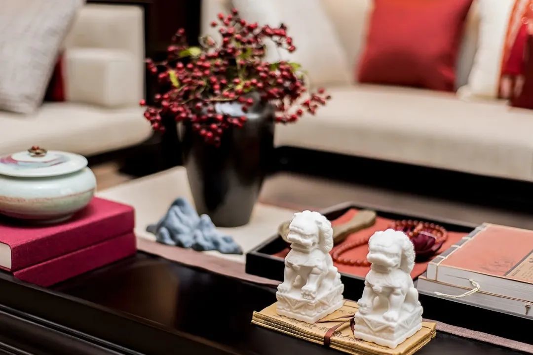 “新中式” 一抹红的美家，开启鸿运当头的一年